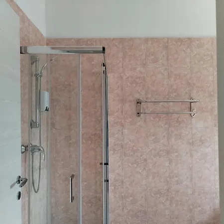 Fiera Habitación en casa particular *