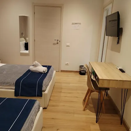 Fiera בית אירוח *