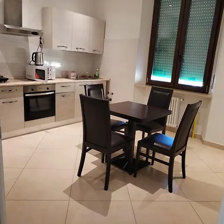 Fiera 民宿 维罗纳